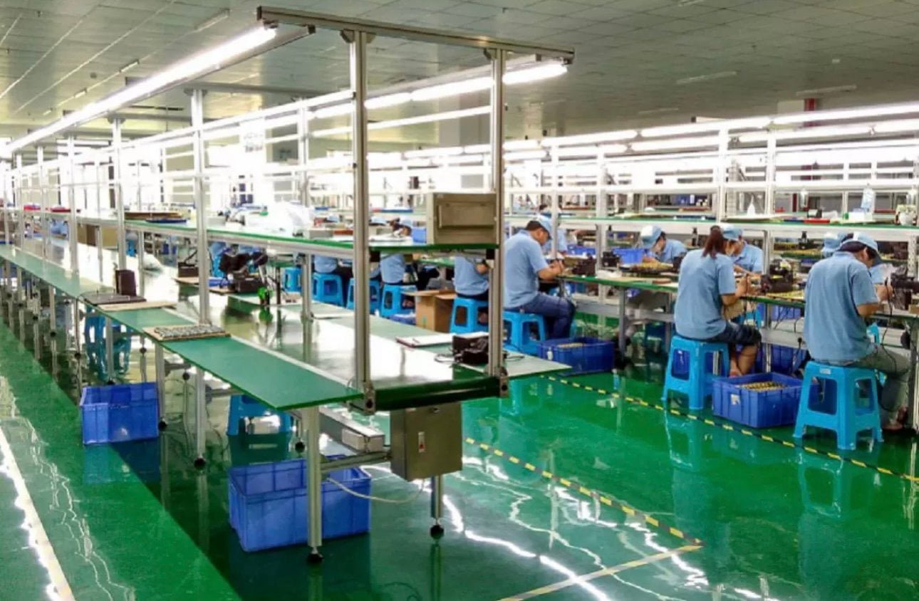AeroHair factory floor with automated assembly lines